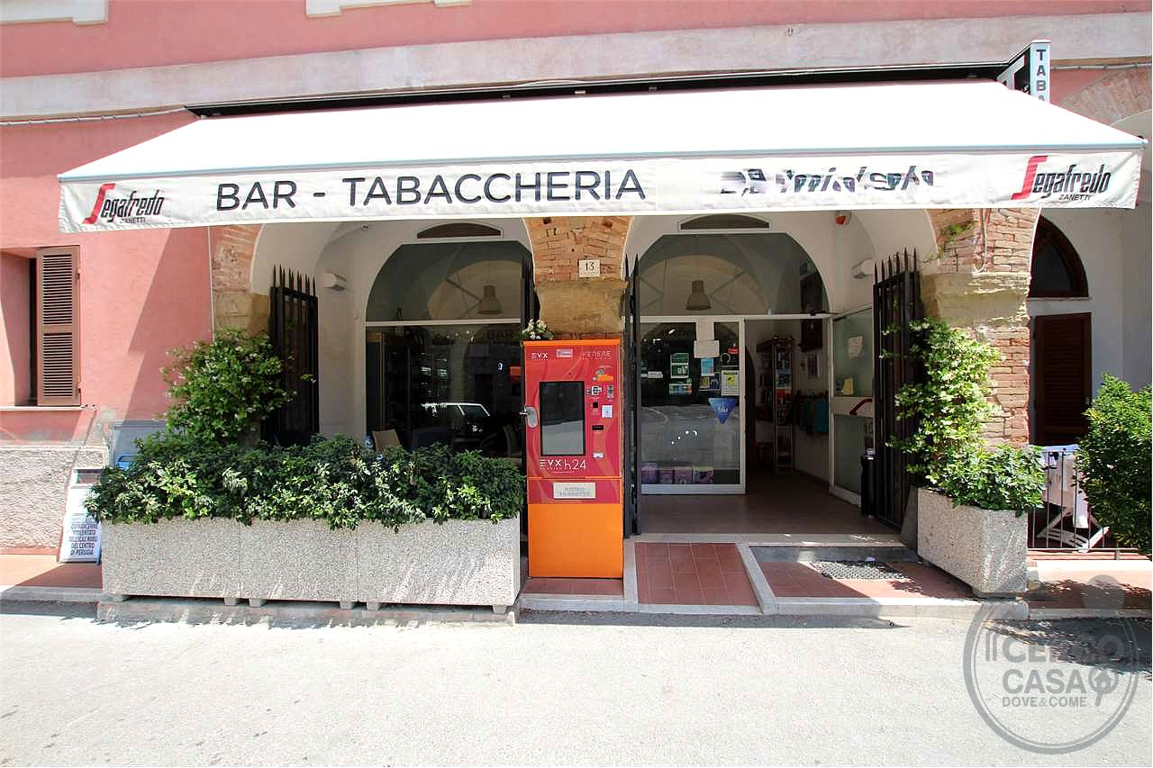 Vendesi/Cedesi attività commerciale Bar Tabacchi