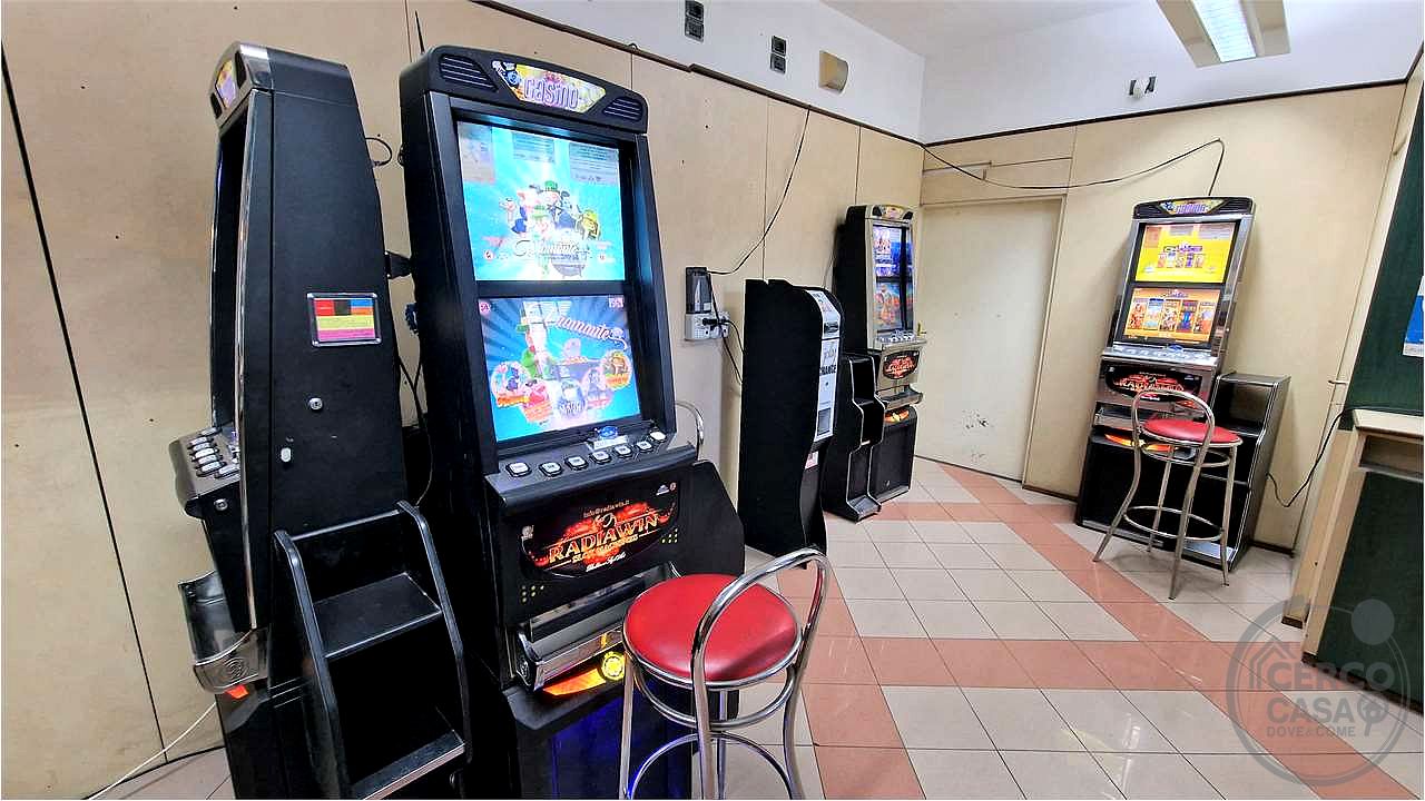 Vendesi attività di ricevitoria edicola slot.