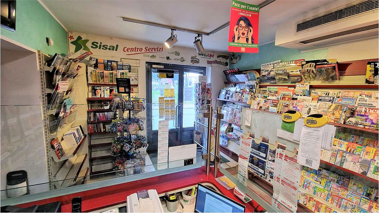 Vendesi attività di ricevitoria edicola slot.
