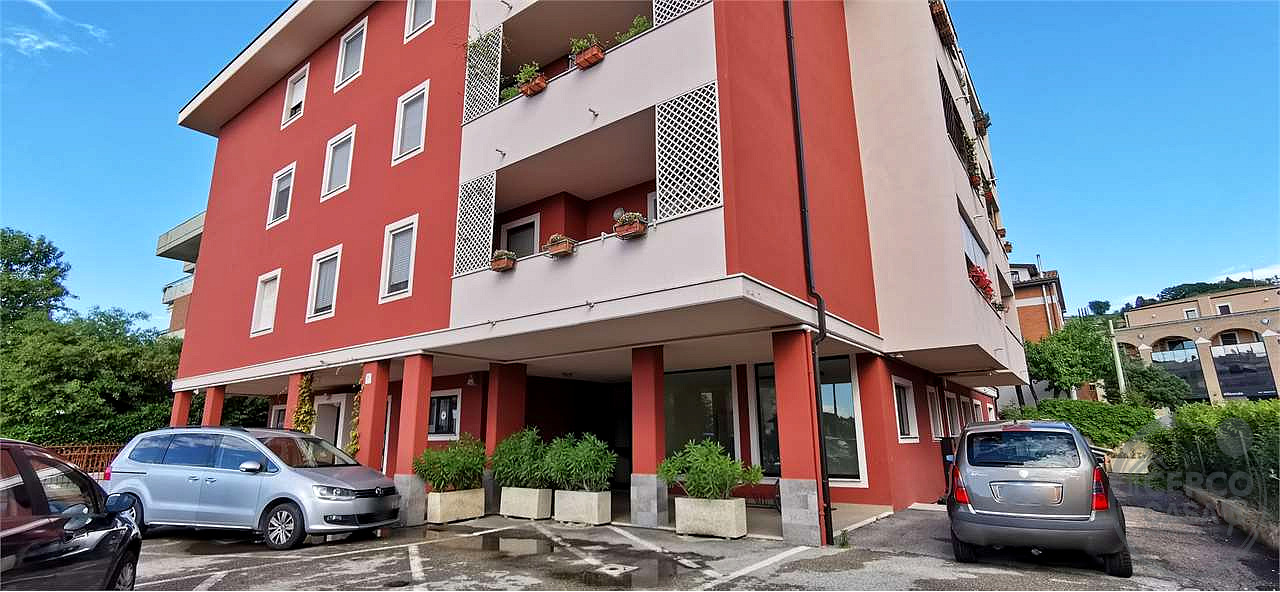 Ufficio in vendita a Deruta - Deruta