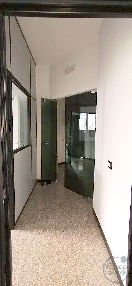 Ufficio in vendita a Deruta