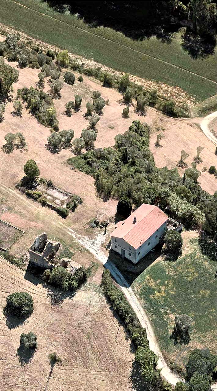 casale in comune di Assisi
