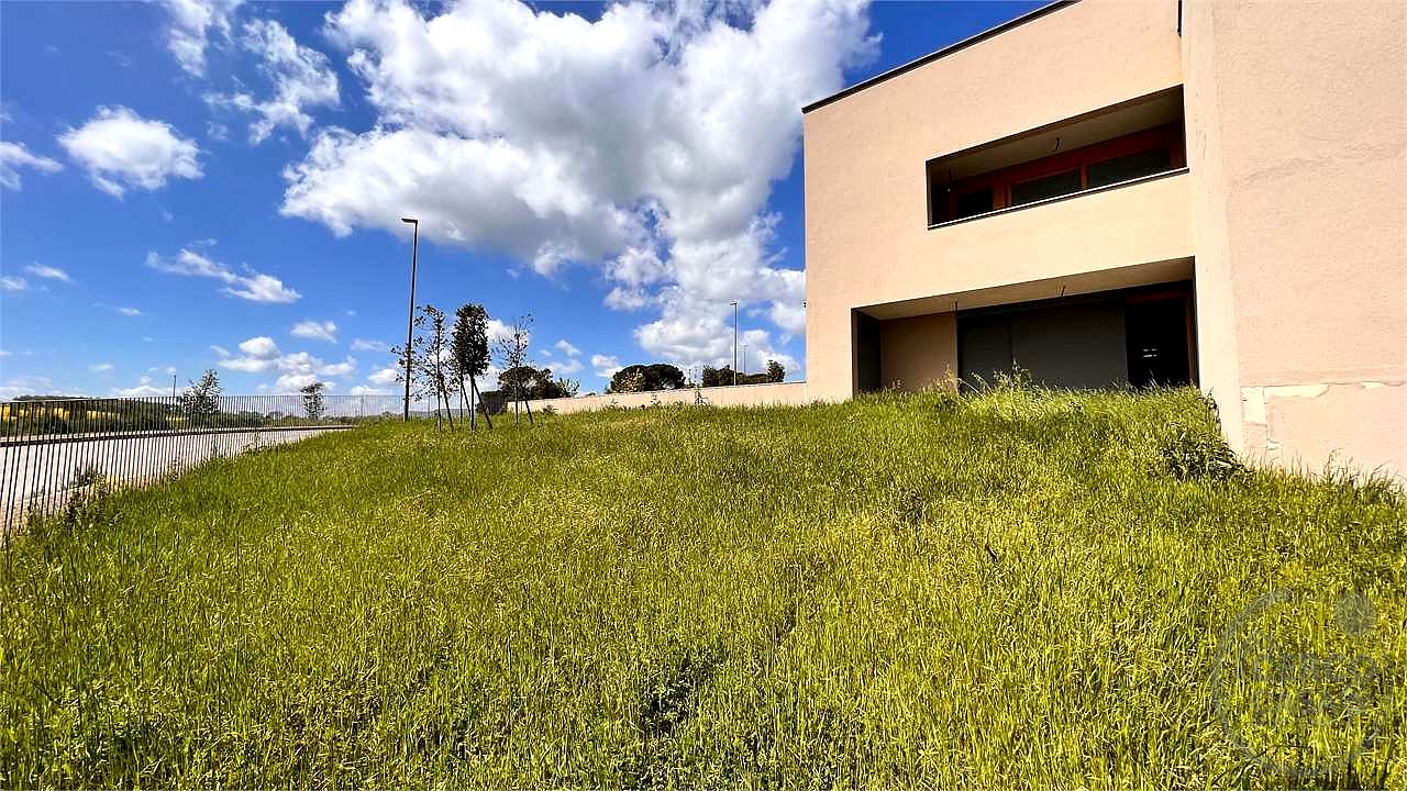 Appartamenti al grezzo in piccola palazzina