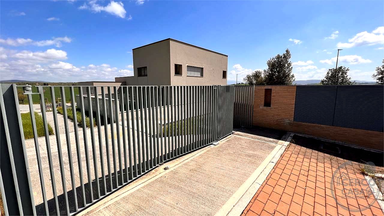 Appartamenti al grezzo in piccola palazzina