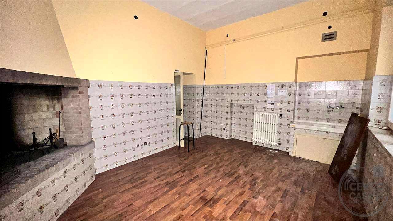 Ufficio-appartam.to di Prestigioso Centralissimo