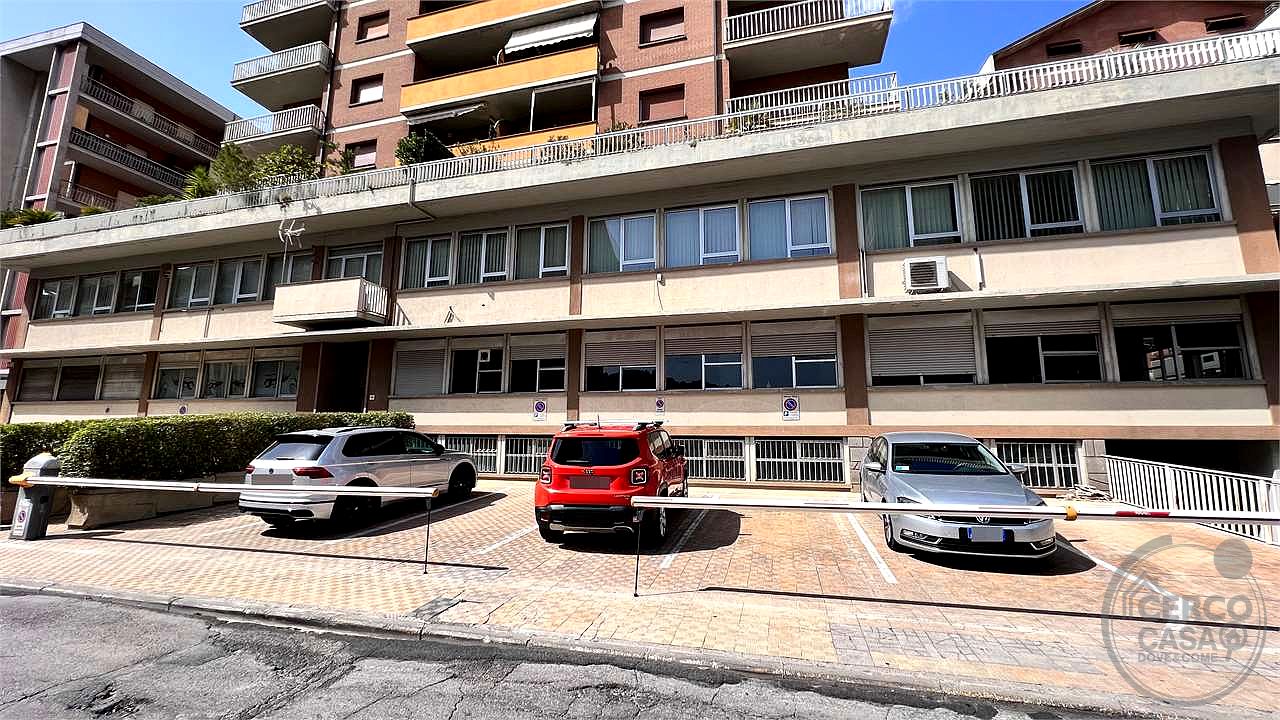 Uffici ambulatori o appartamenti