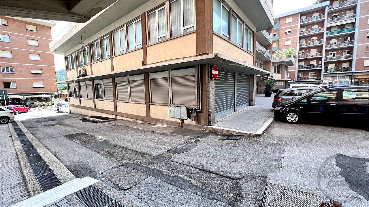 Uffici ambulatori o appartamenti