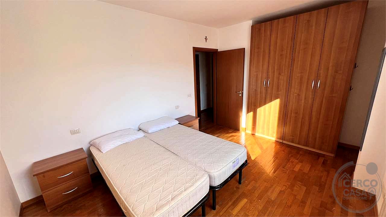 TRILOCALE ARREDATO ZONA FILOSOFI-PALLOTTA