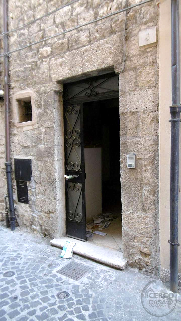 appartamento in centro storico ascoli piceno
