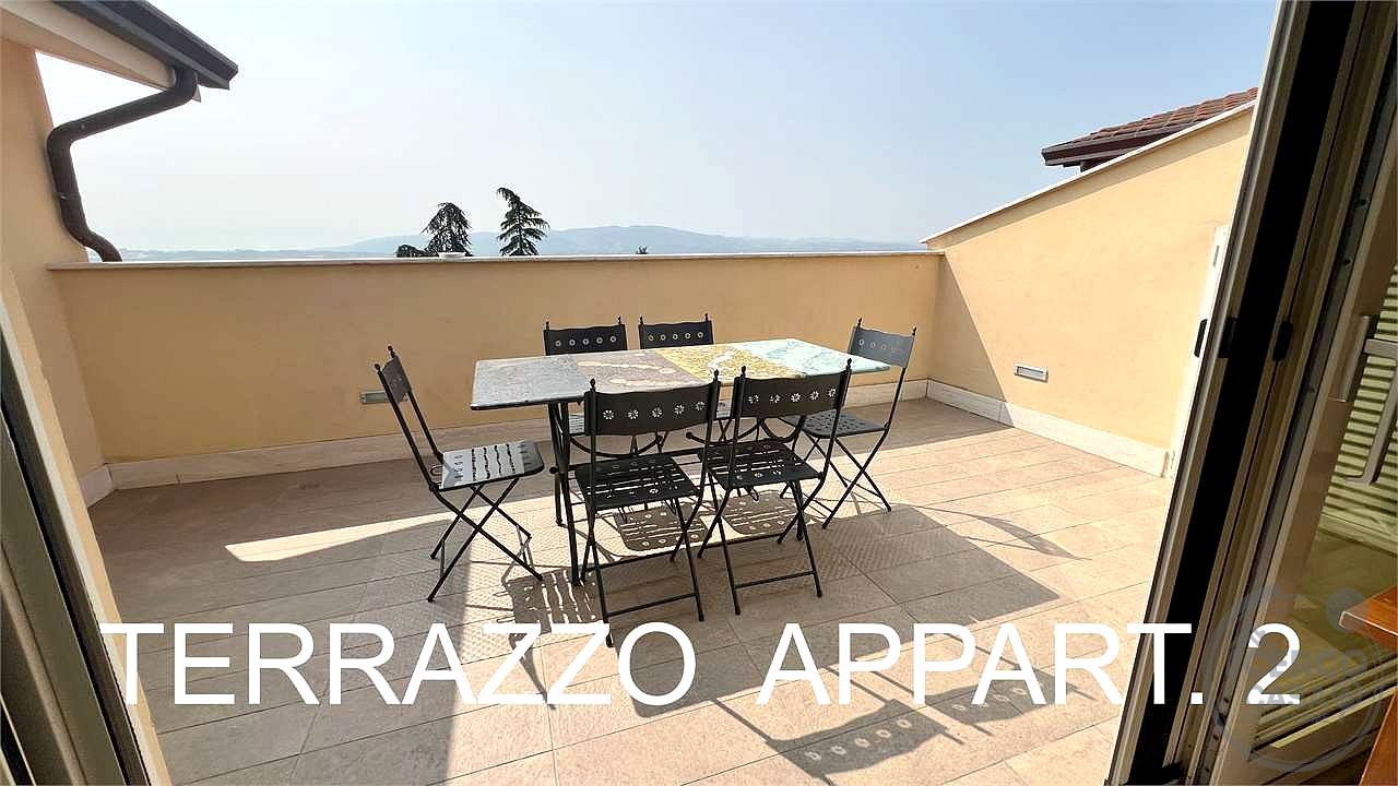 Villa Trifamiliare in Vendita a Perugia (PG)