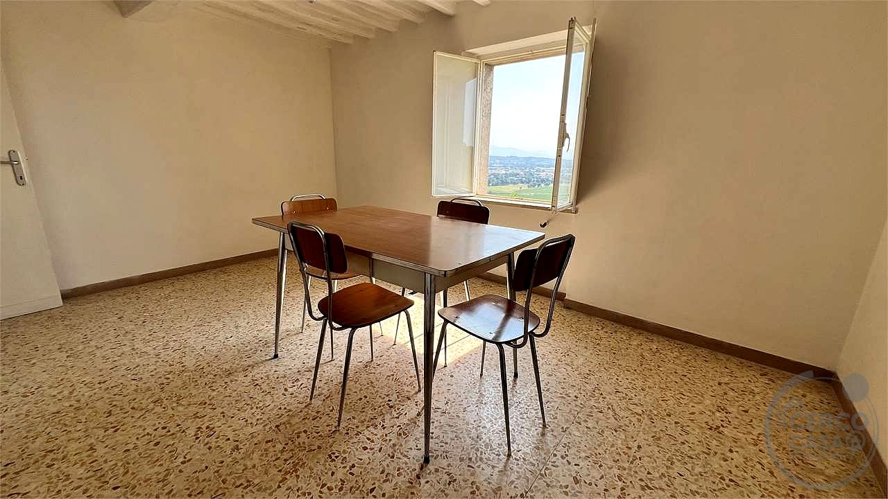 Compendio immobiliare per residenze o attività ricettive