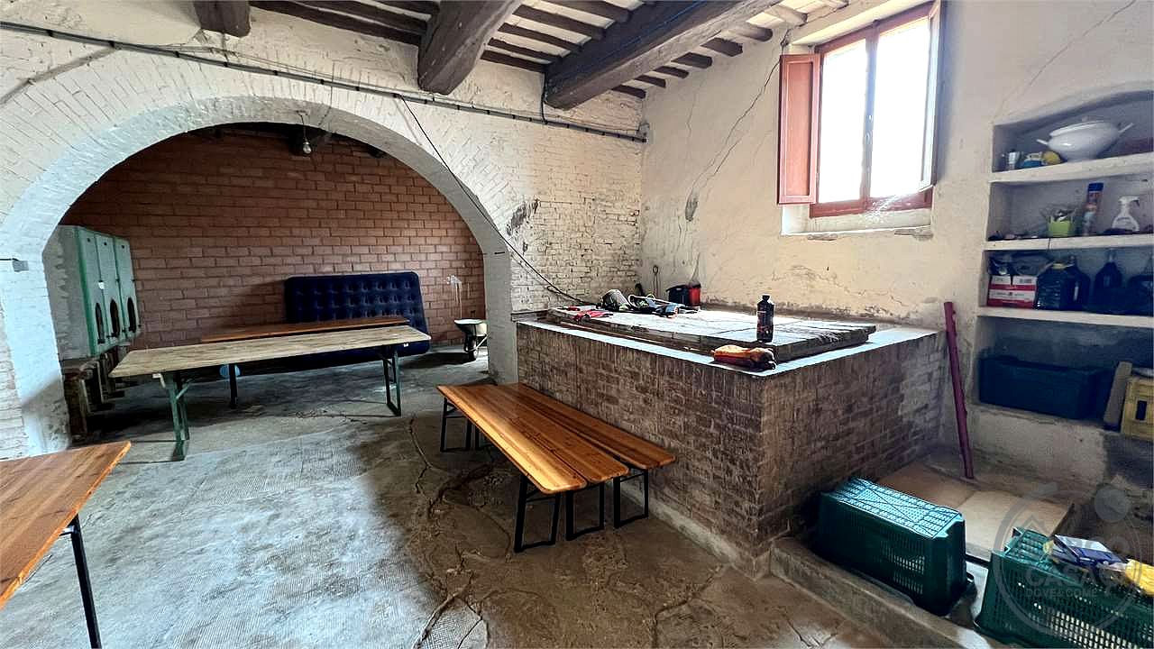 Compendio immobiliare per residenze o attività ricettive