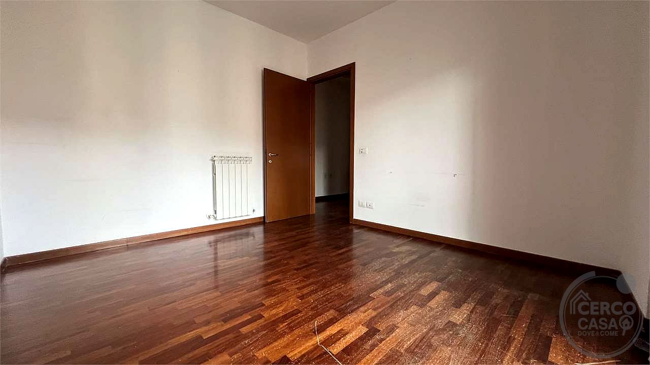 VIA SETTEVALLI TRILOCALE CON GARAGE