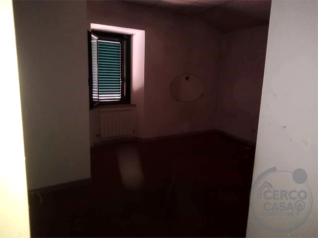 CASALE CON TERRENO EDIFICABILE