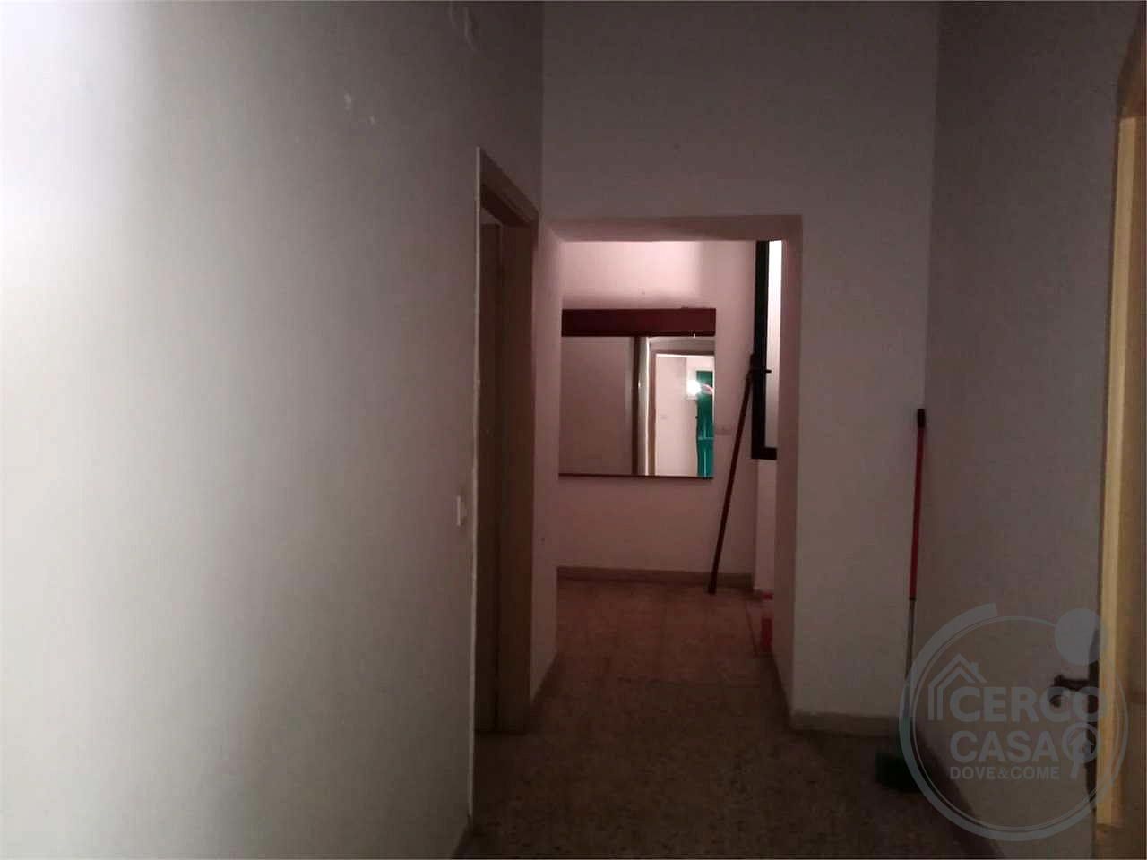 CASALE CON TERRENO EDIFICABILE