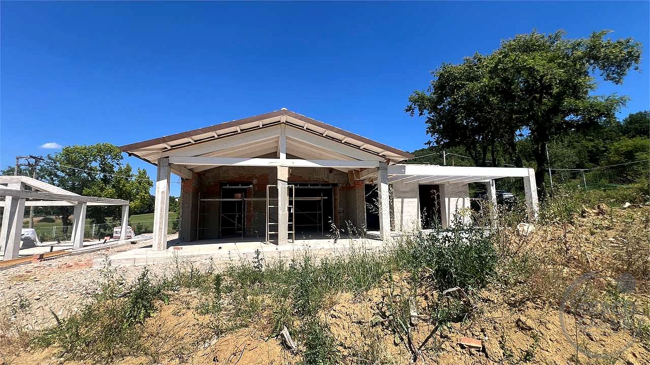 SAN MARIANO – VILLA DI NUOVA COSTRUZIONE con BONUS Fiscali