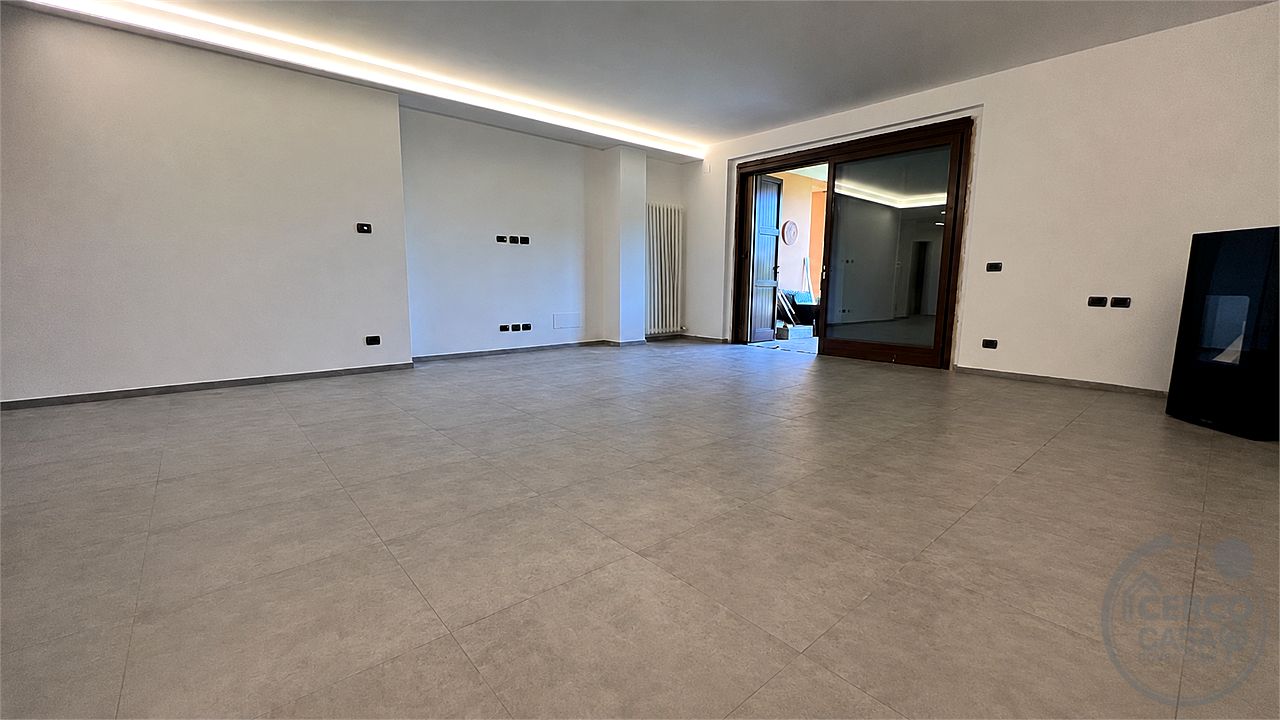San Mariano, Appartamento con le caratteristiche di una villa