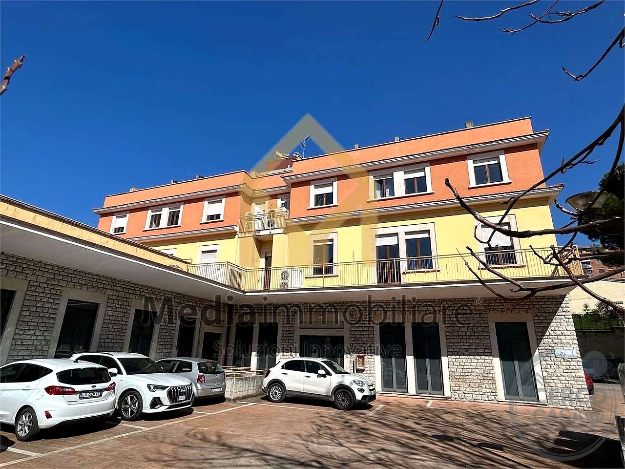 Via Campo di Marte: vendiamo ufficio 250 mq