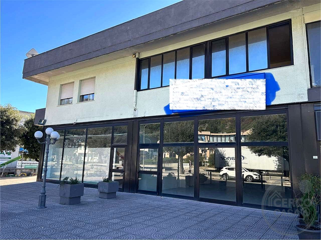 Commerciale a Gualdo Tadino