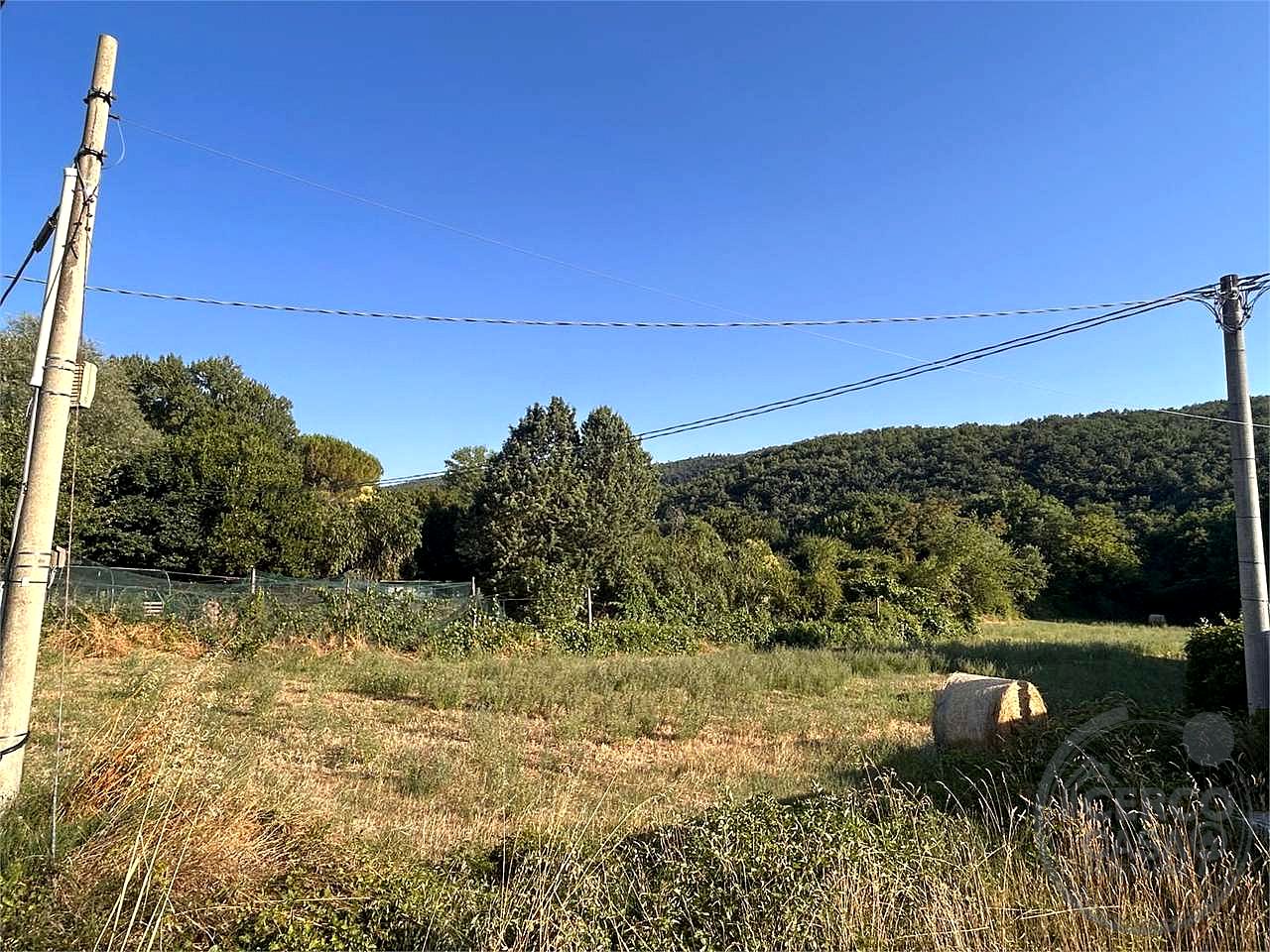 Perugia (Canneto) - Terreno edificabile 5500 mq ca. destinazione commerciale/artigianale