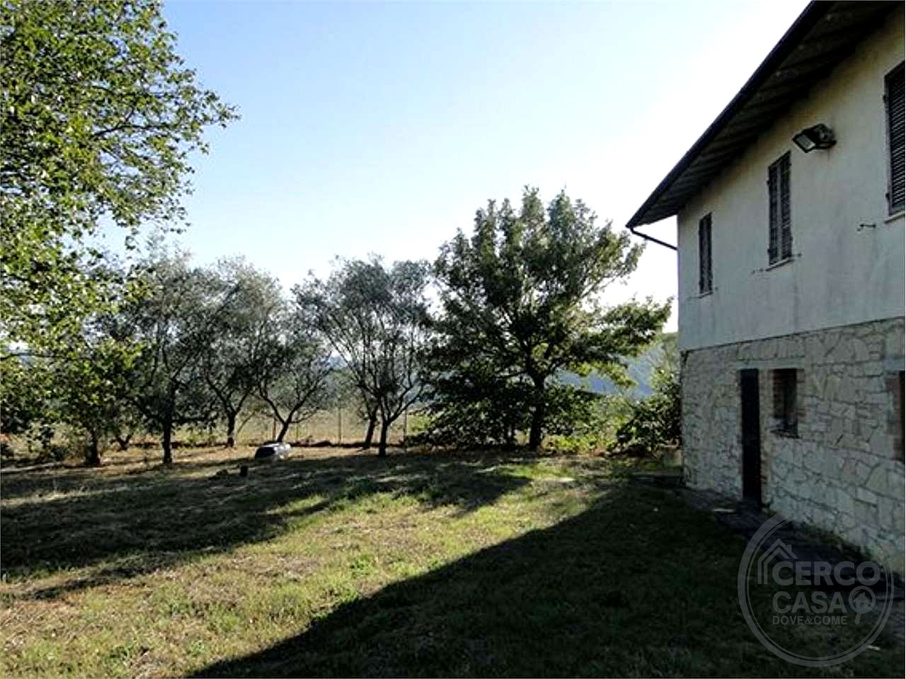TODI - ILCI - CASA INDIPENDENTE CON GIARDINO