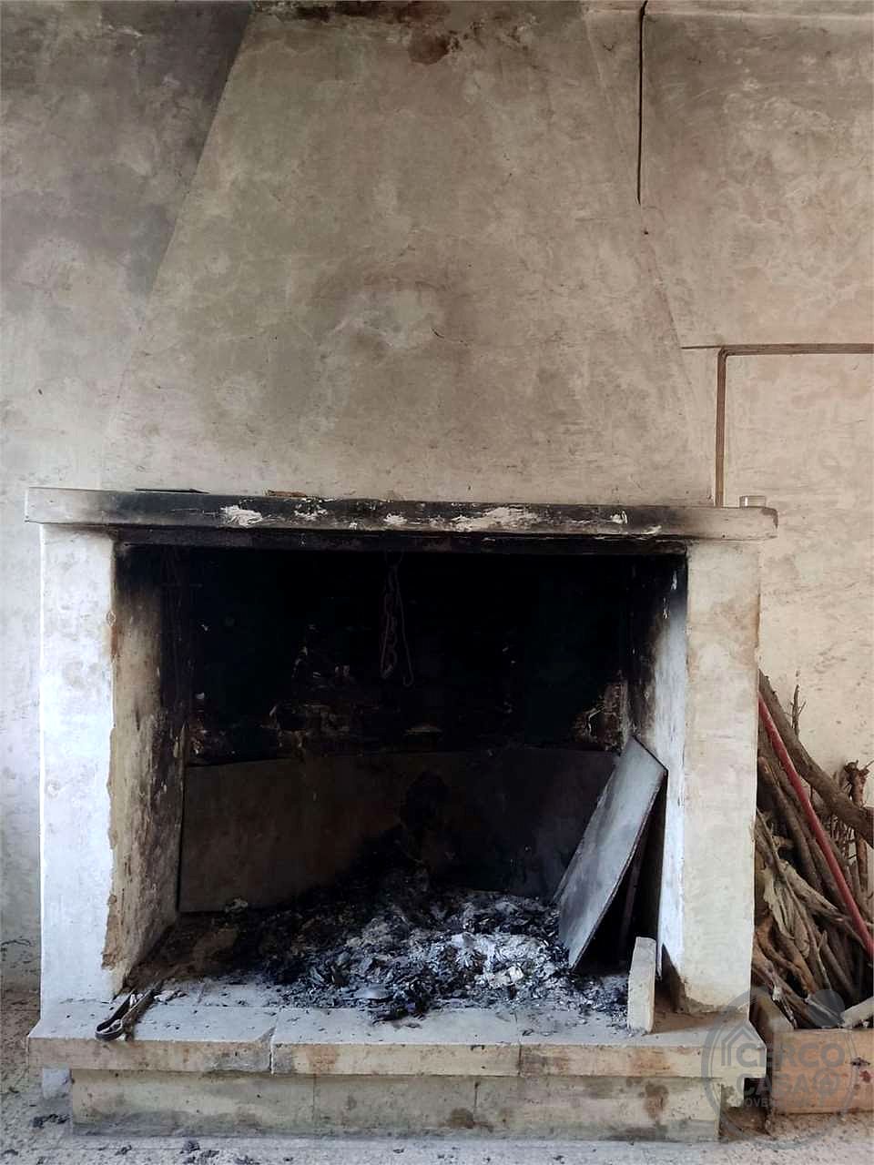 TODI - COLLEVALENZA - CASA INDIPENDENTE CON CORTE