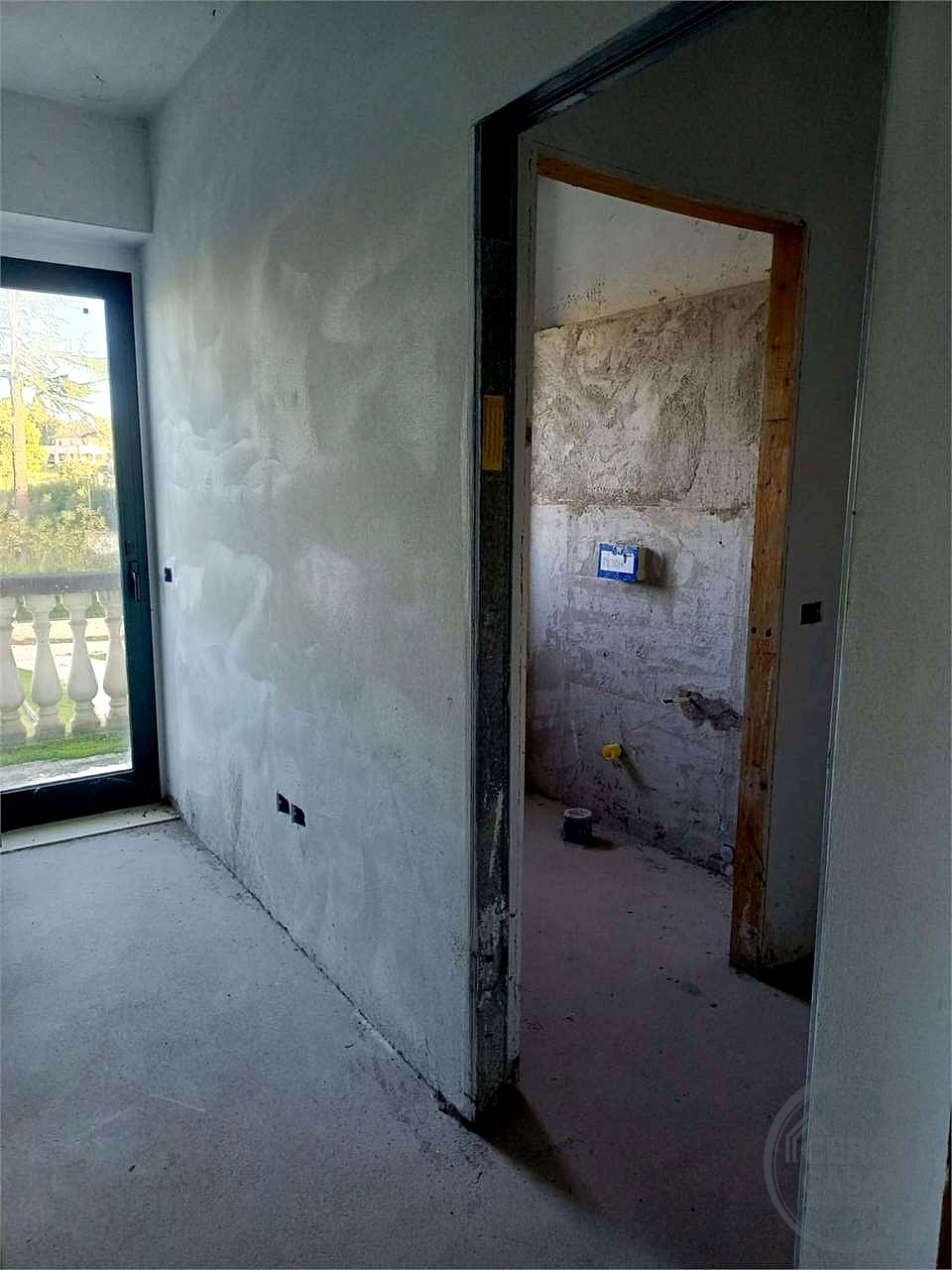 COLLAZZONE - ACQUASANTA - COMPLESSO IMMOBILIARE