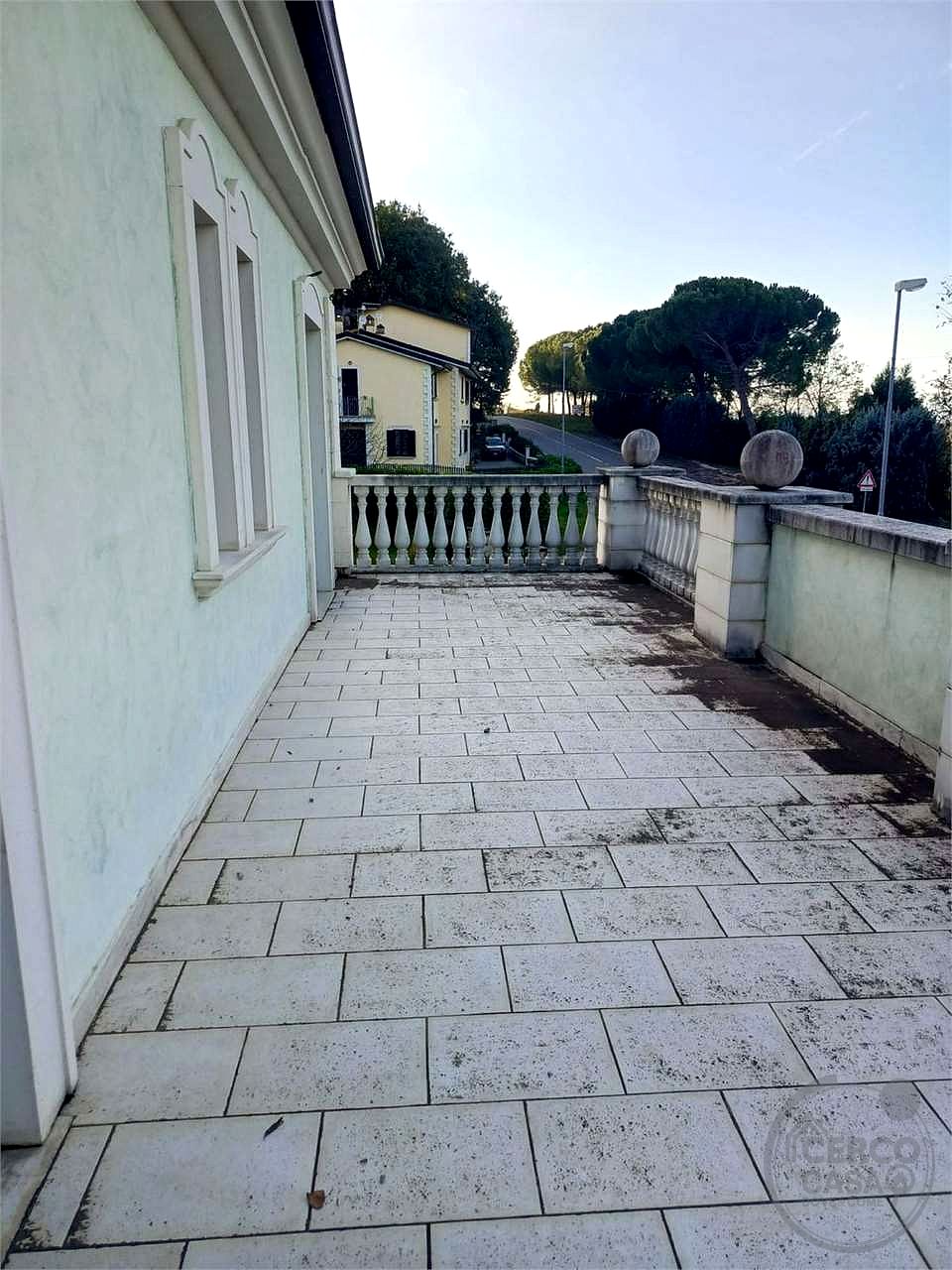 COLLAZZONE - ACQUASANTA - COMPLESSO IMMOBILIARE