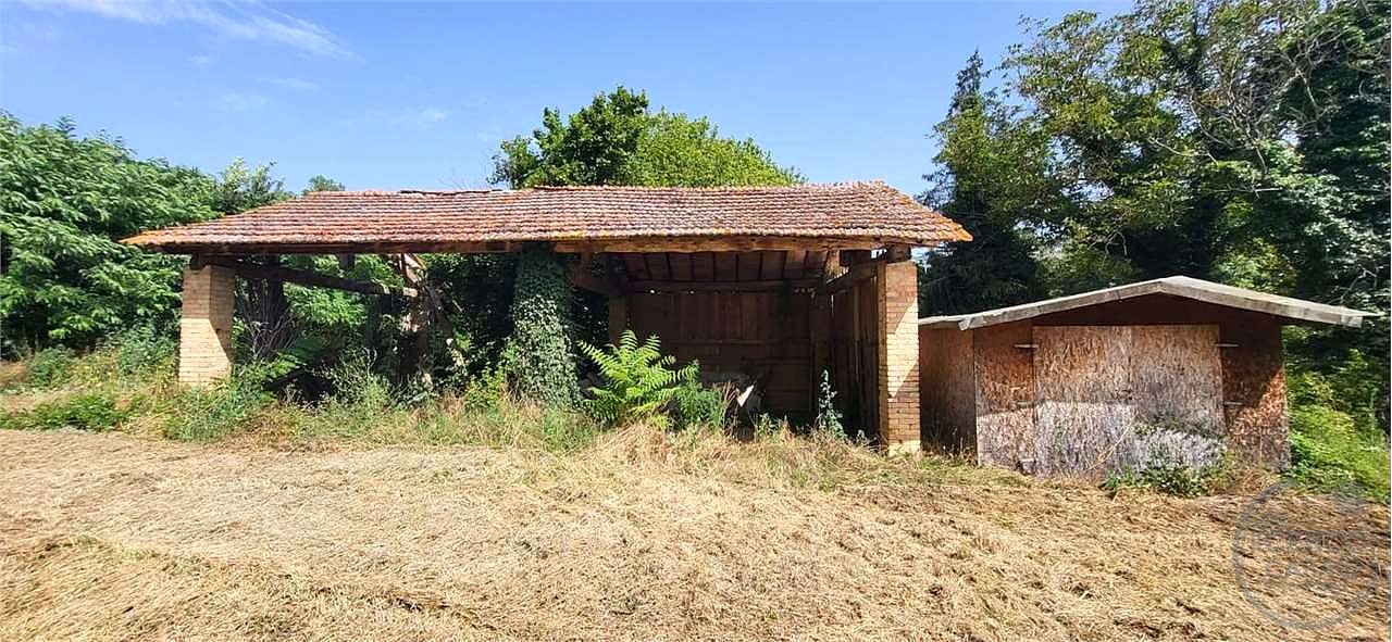 ACQUASPARTA - CASALE CON TERRENO