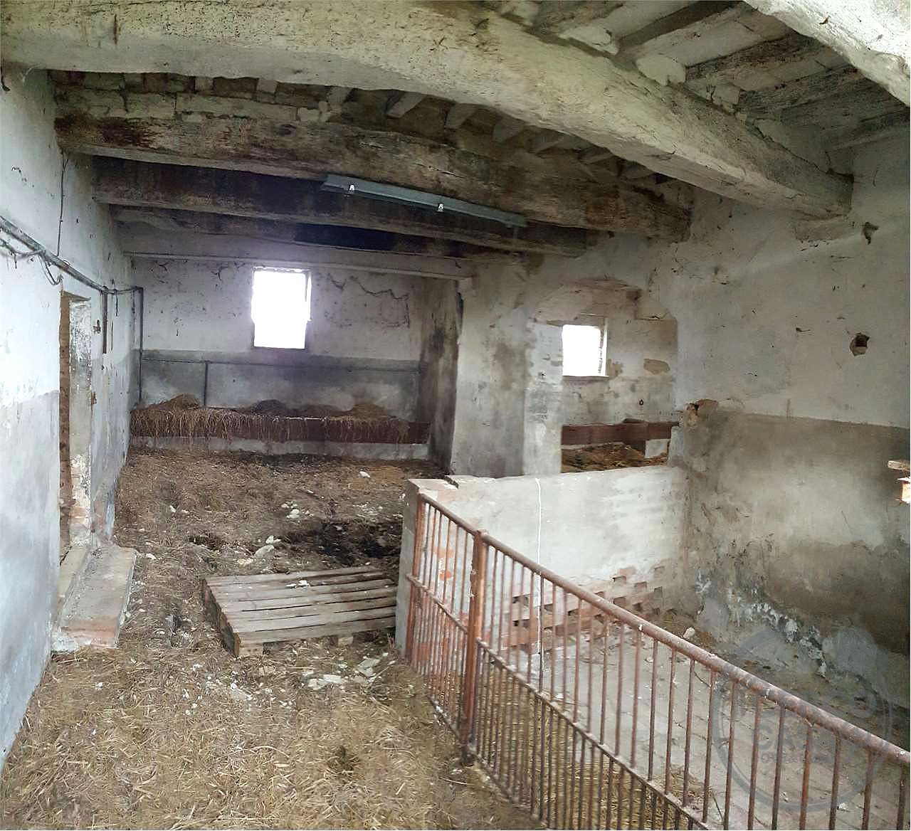 Marsciano casale da ristrutturare collinare panoramico