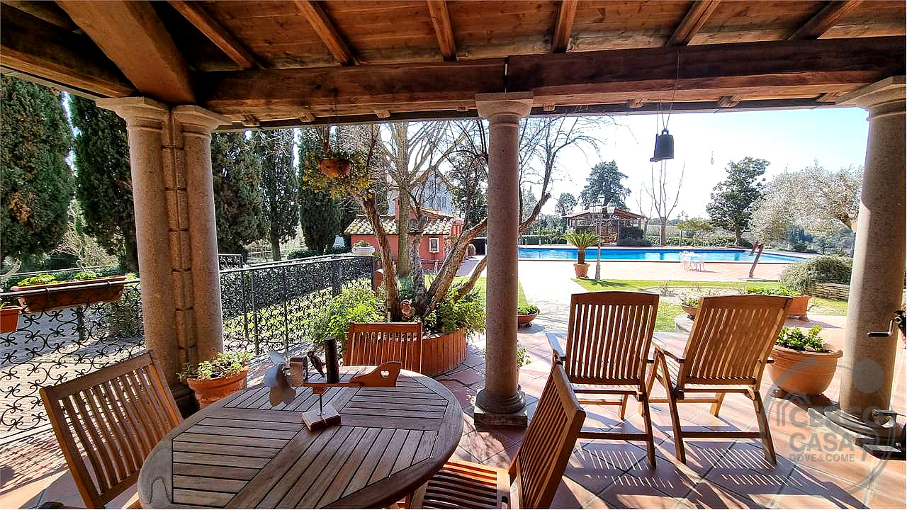 Italy Roma villa sulla Cassia con piscina ed Elipo