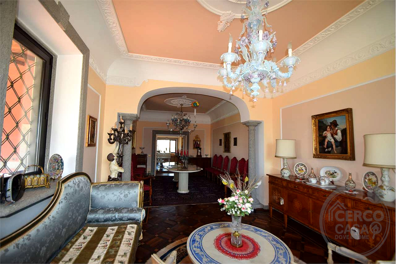 Italy Roma villa sulla Cassia con piscina ed Elipo
