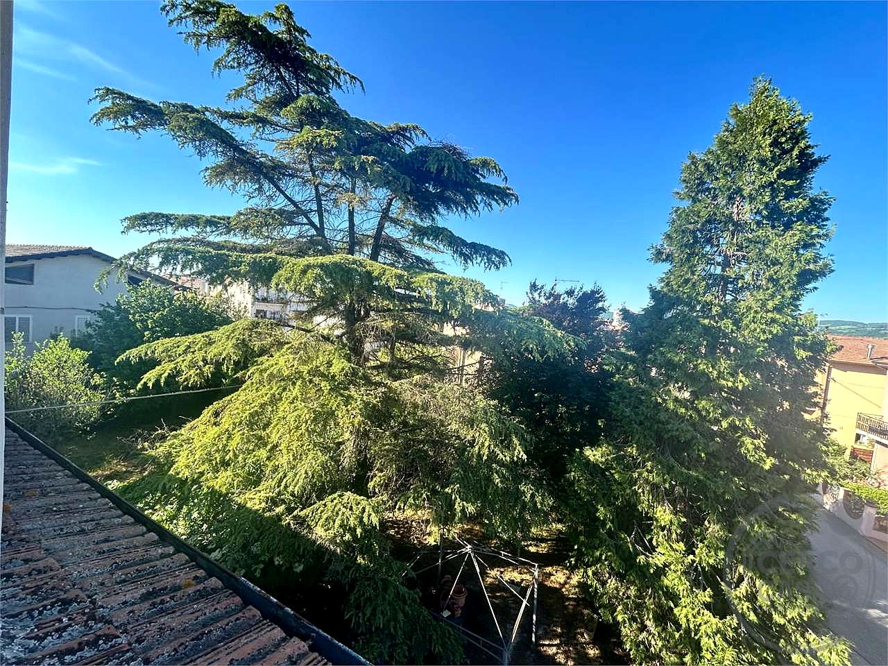 BASTIA: CASA INDIPENDENTE CON GIARDINO ESCLUSIVO