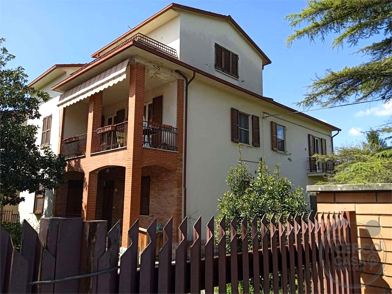 BASTIA: CASA INDIPENDENTE CON GIARDINO ESCLUSIVO