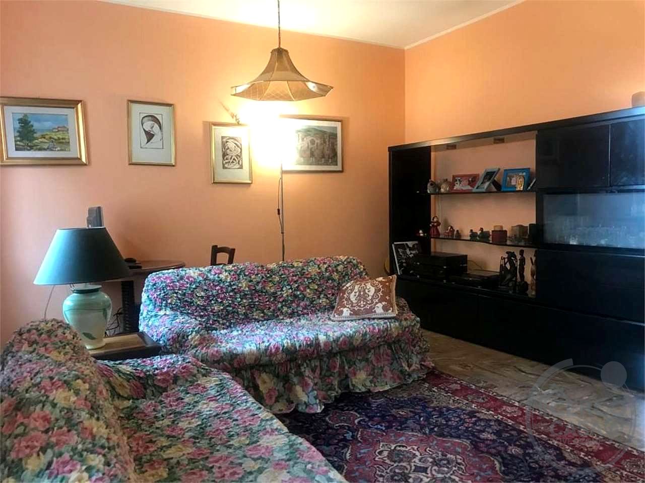BASTIA: CASA INDIPENDENTE CON GIARDINO ESCLUSIVO