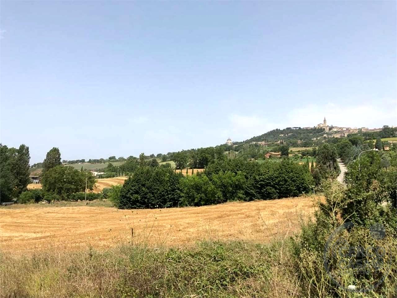 TODI - TERRENO EDIFICABILE