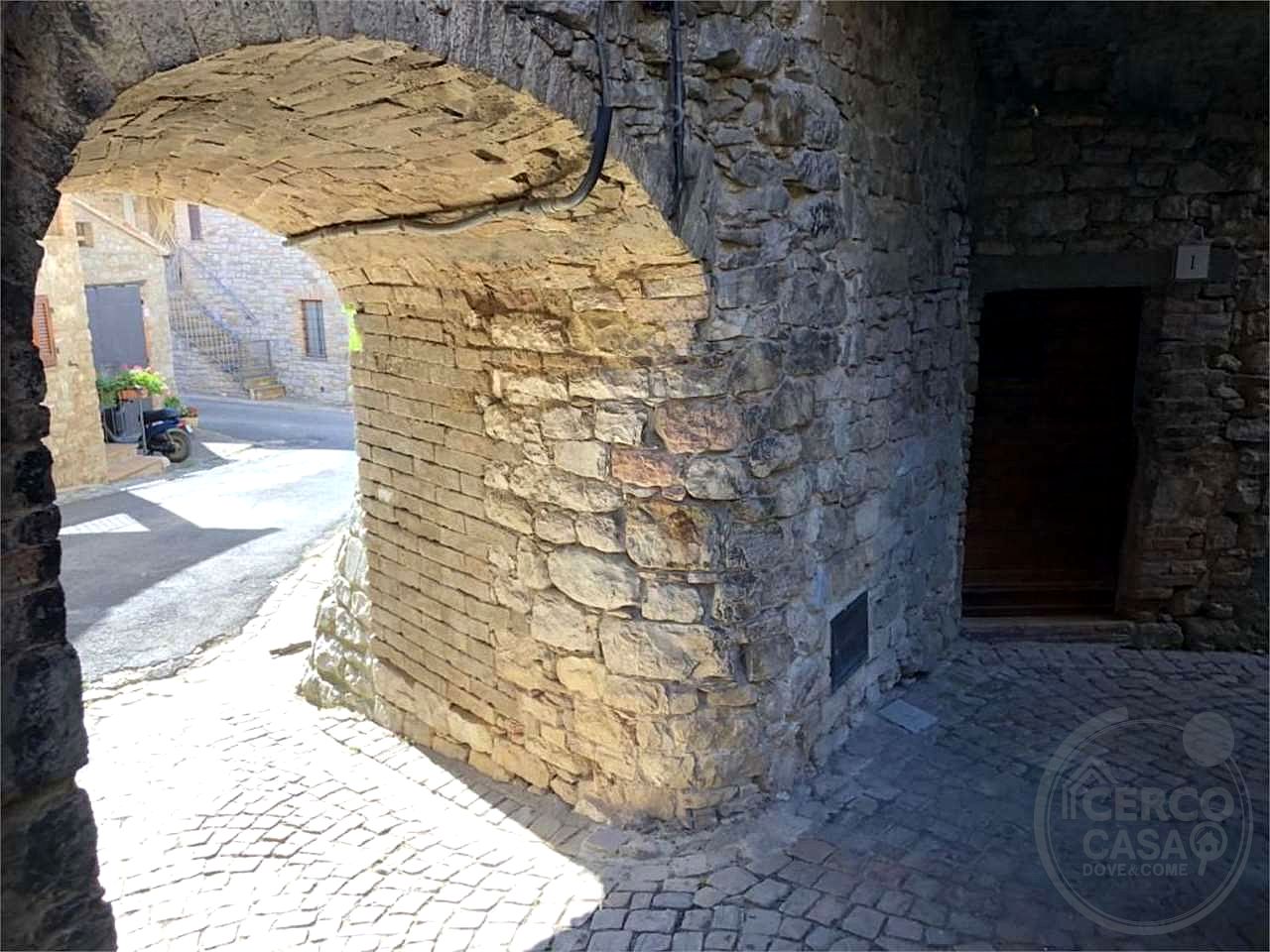 BASCHI - MORRE - CIELOTERRA
