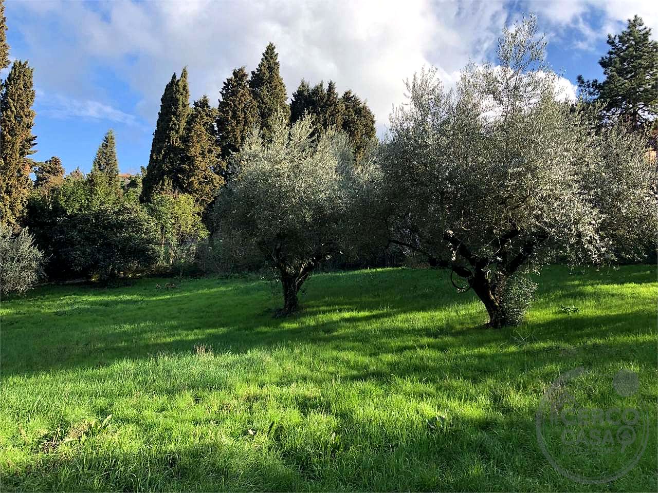 TODI - LOTTO DI TERRENO EDIFICABILE