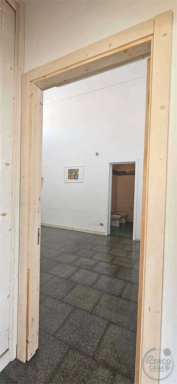 UFFICIO LOFT IN ZONA BEN SERVITA