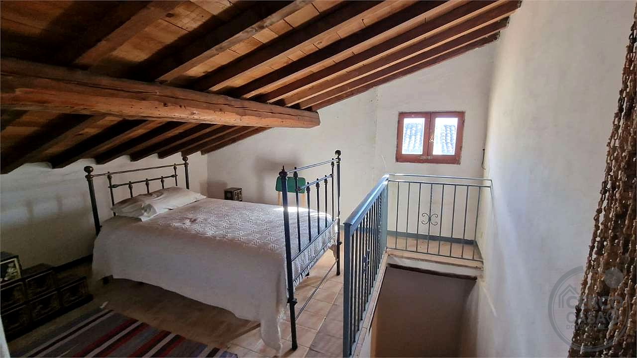 MASSA MARTANA - VILLA SAN FAUSTINO: CARATTERISTICO CIELOTERRA IN CENTRO STORICO