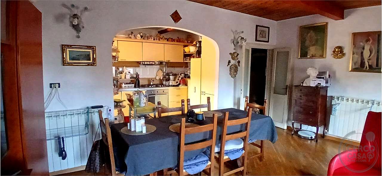 TODI – APPARTAMENTO AL TERZO ED ULTIMO PIANO