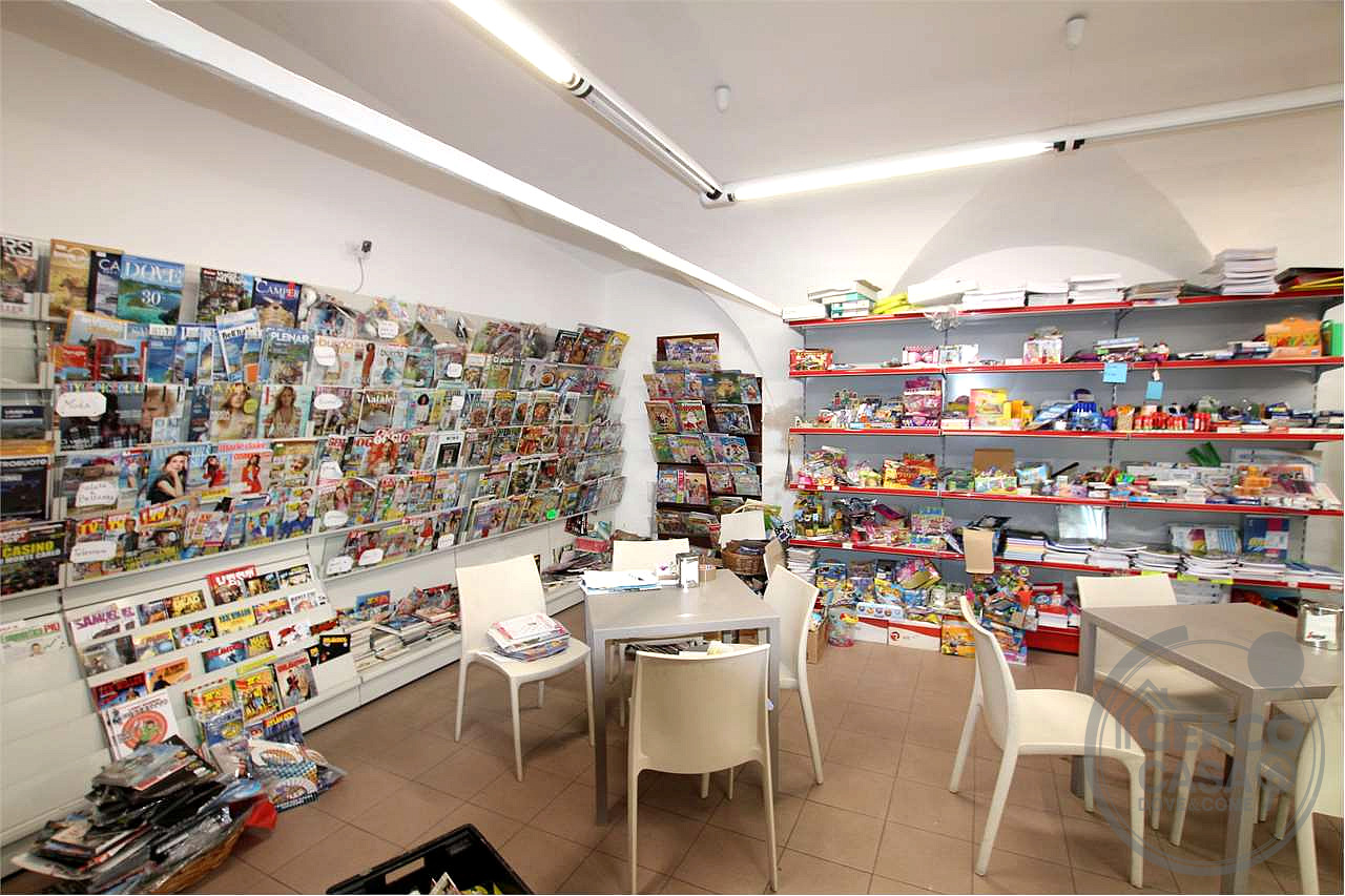 Vendesi/Cedesi attività commerciale Bar Tabacchi