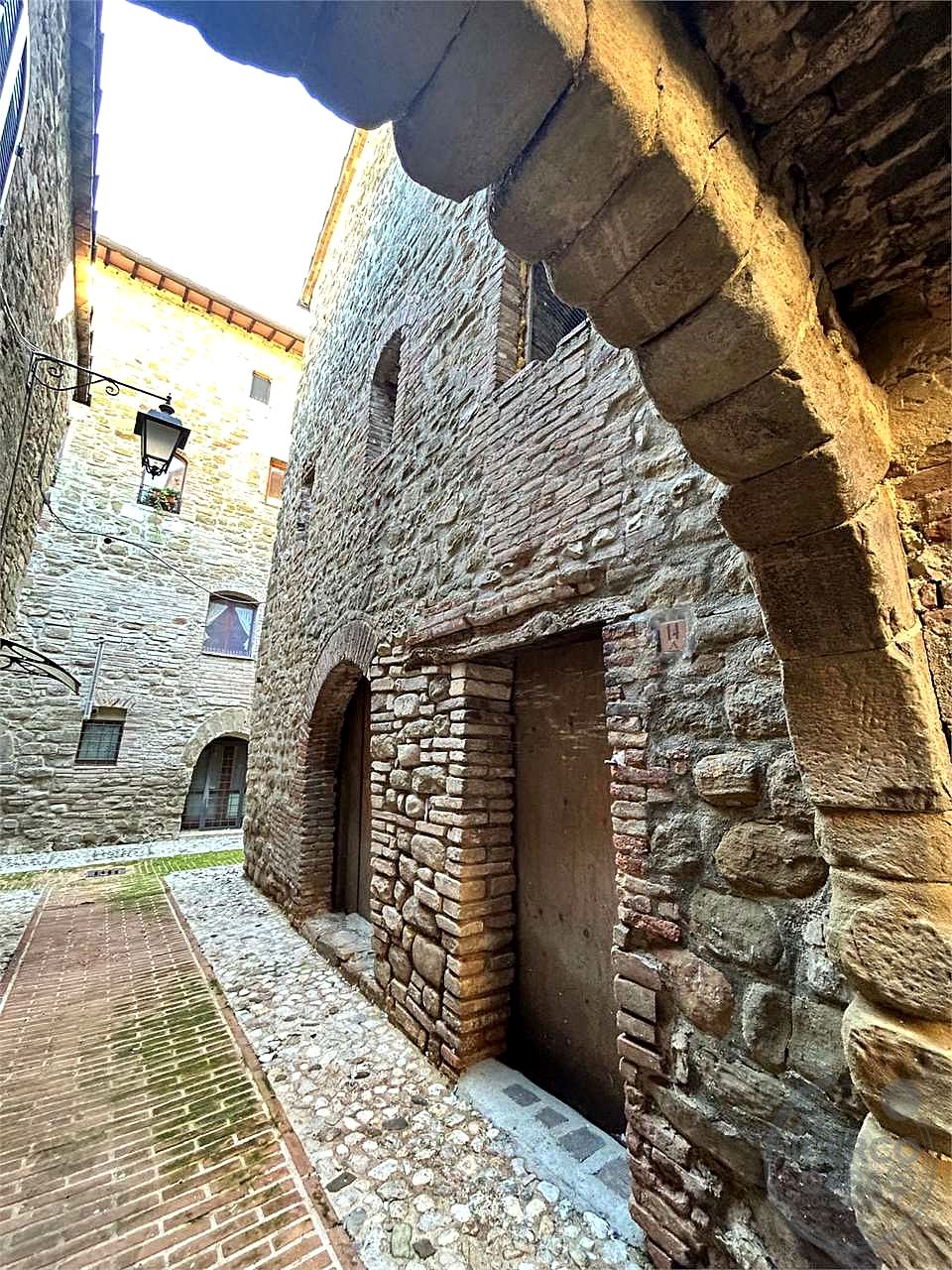 ASSISI - PETRIGNANO - CARATTERISTICO CIELOTERRA
