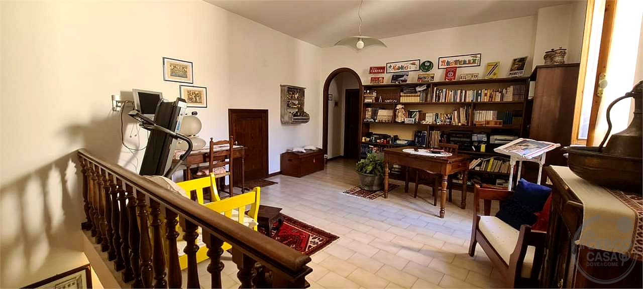 TODI: APPARTAMENTO IN CENTRO STORICO