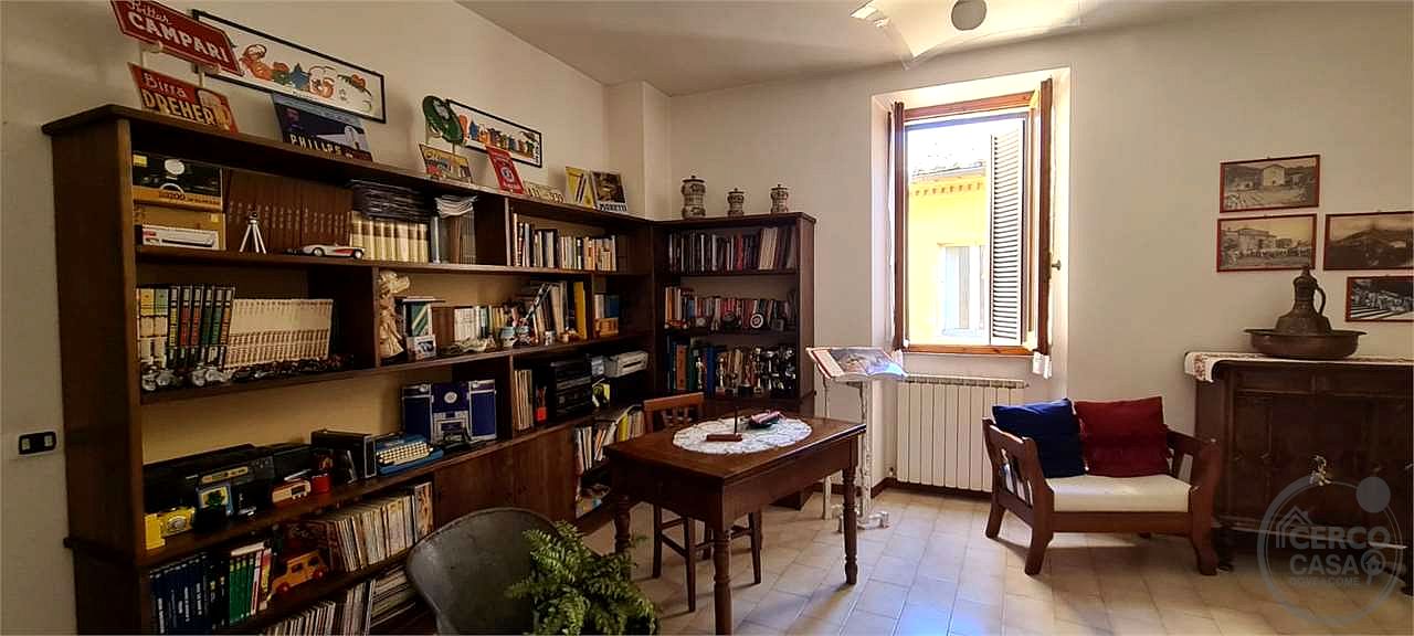 TODI: APPARTAMENTO IN CENTRO STORICO