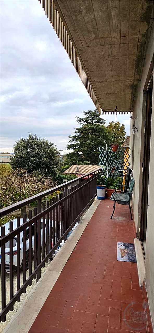 TODI - PANTALLA: APPARTAMENTO AL PIANO PRIMO