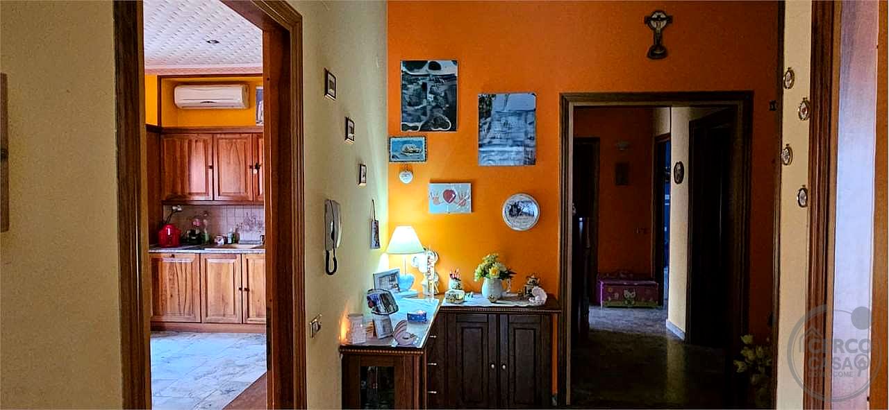TODI - PANTALLA: APPARTAMENTO AL PIANO PRIMO