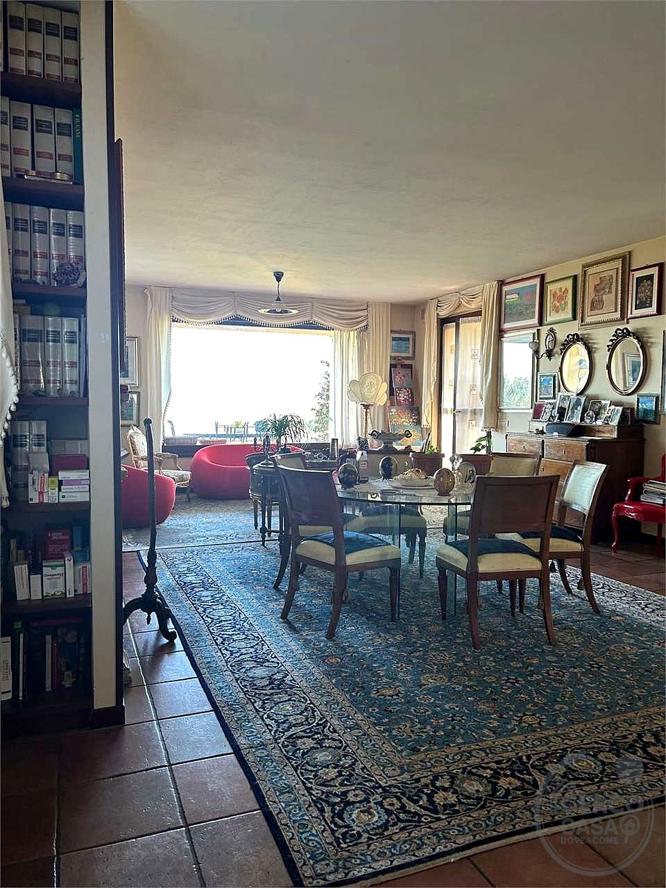 CANNARA - COLLEMANCIO: VILLA INDIPENDENTE CON GIARDINO ESCLUSIVO