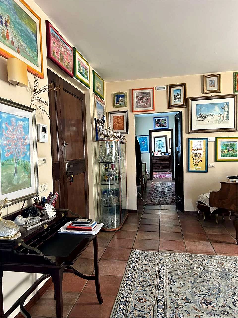 CANNARA - COLLEMANCIO: VILLA INDIPENDENTE CON GIARDINO ESCLUSIVO