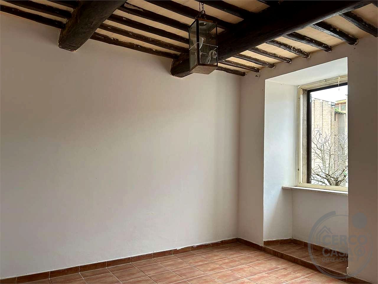 ASSISI – CASTELNUOVO: DUE APPARTAMENTI